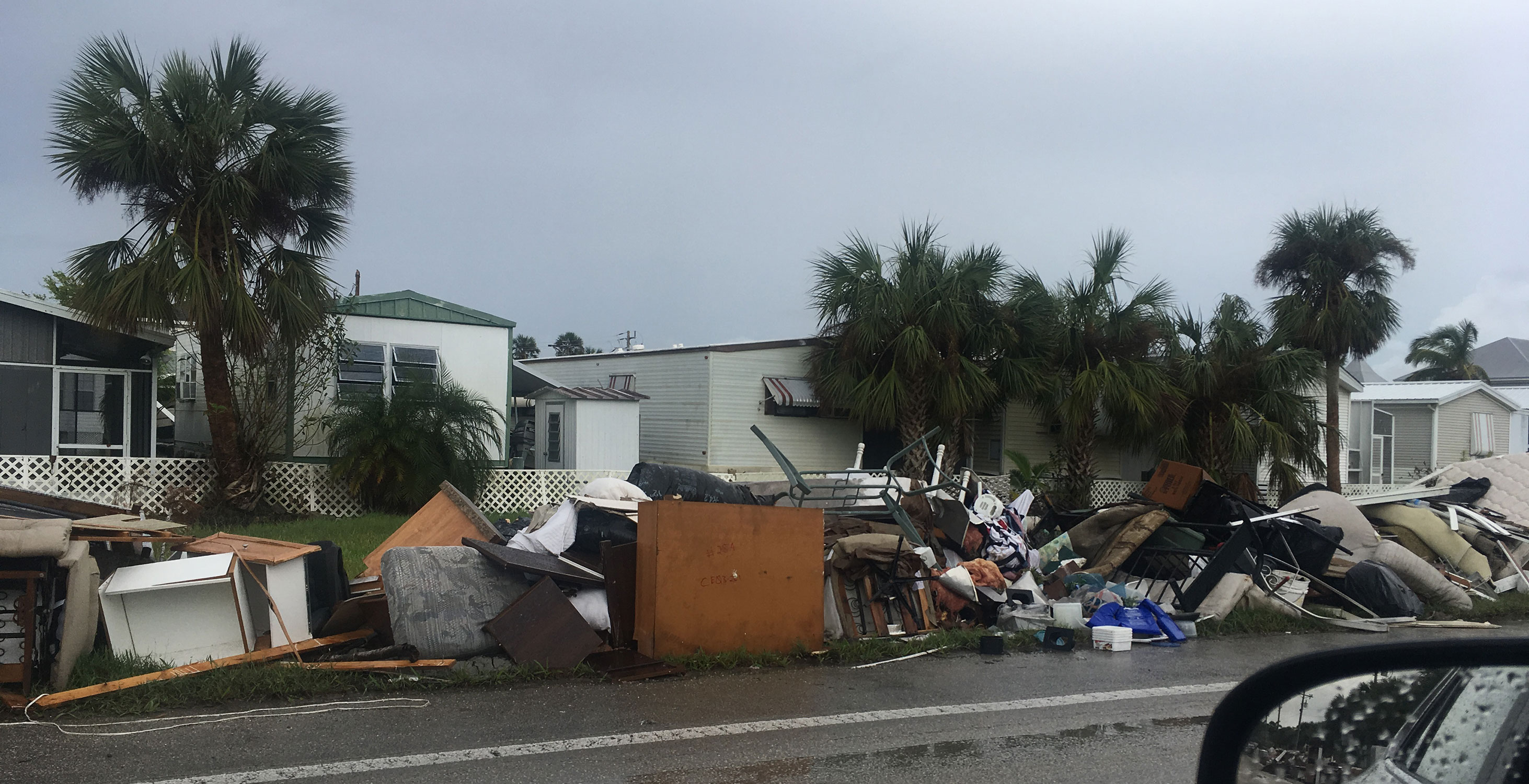 I danni dell'uragano ad Everglades City